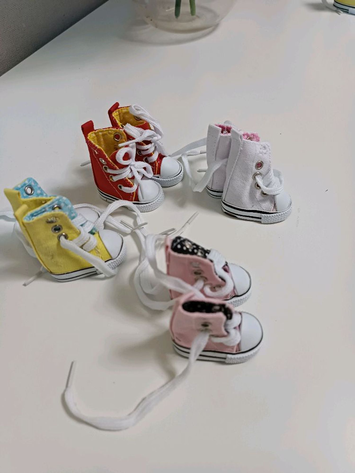 Хүүхэлдэйн кет улаан (түрий нугалардаг )