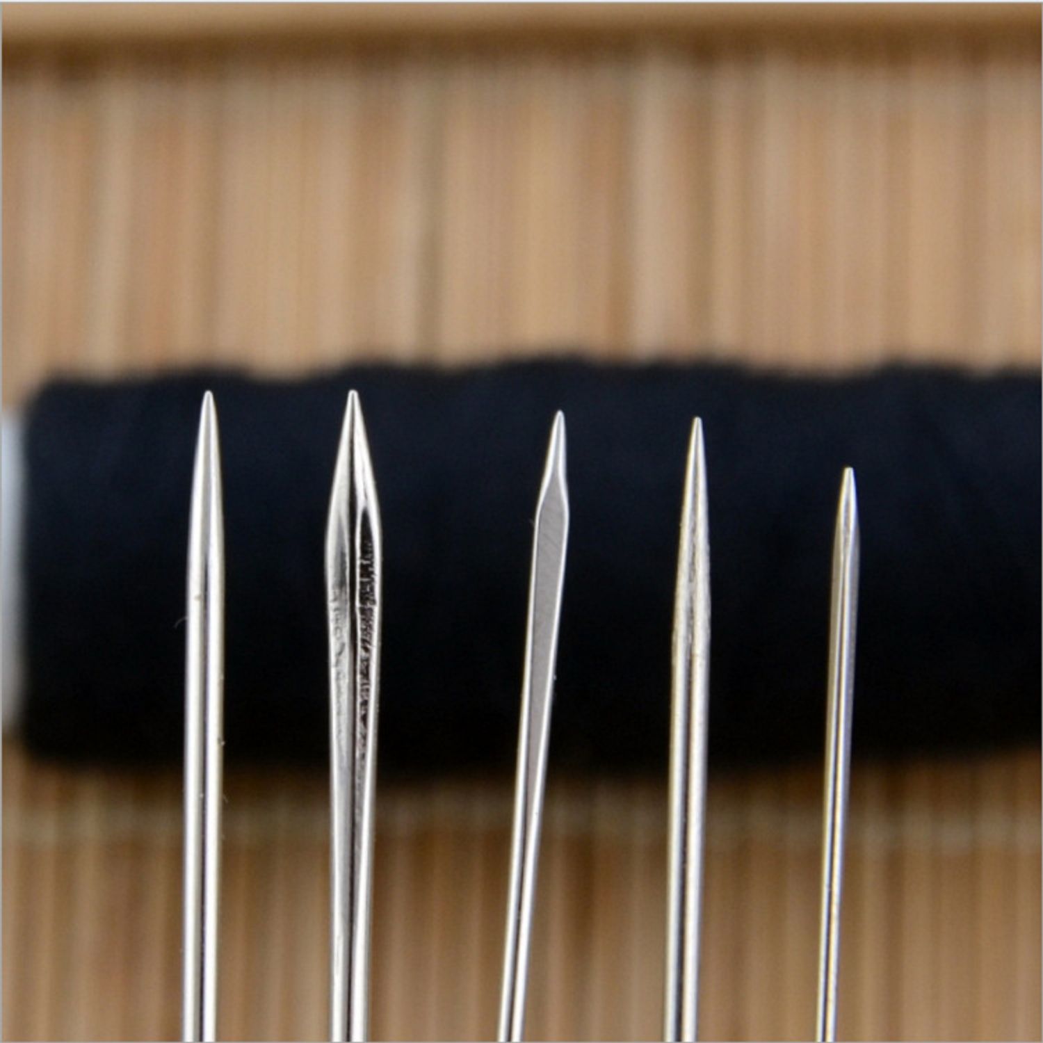 Холбогч зүүний ком